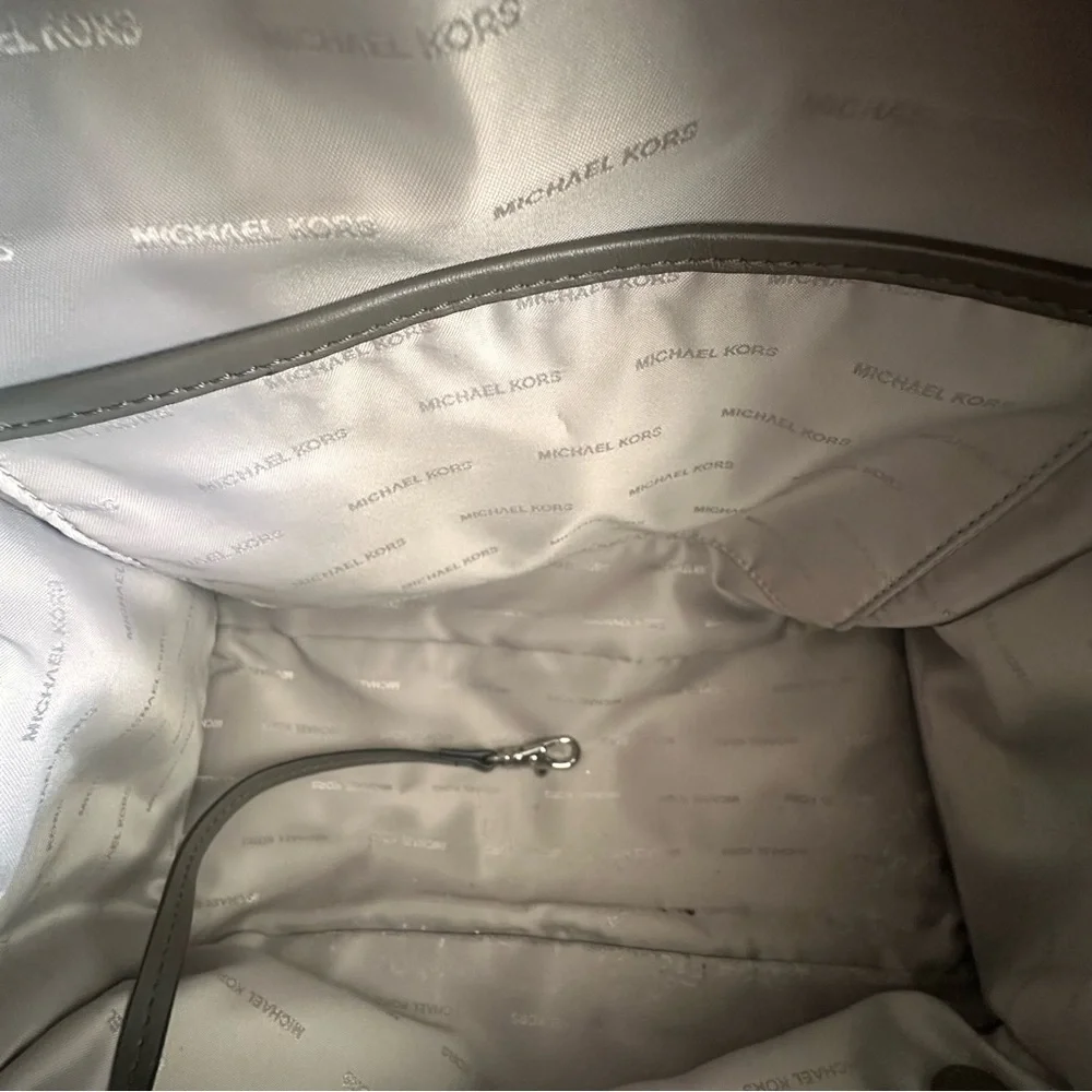 Michael Kors Bedford Pebbled Leather Satchel Bag With Tassels - Taupe - Picture 6 of 13